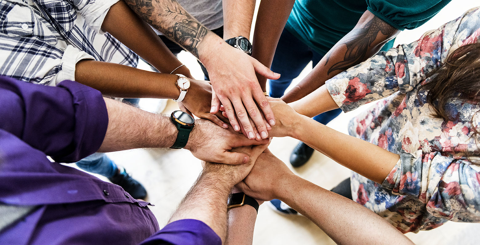 Teamwork Hand Circle